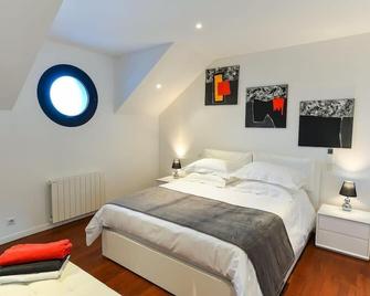 Luxury Loft Vue Mer Exceptionnelle 180 - Ploemeur - Bedroom