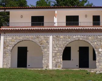 Bel Tempio - San Giovanni a Piro - Gebäude