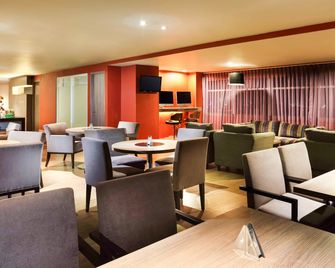 نوفوتيل جاكارتا غاجا مادا - جاكرتا - مطعم