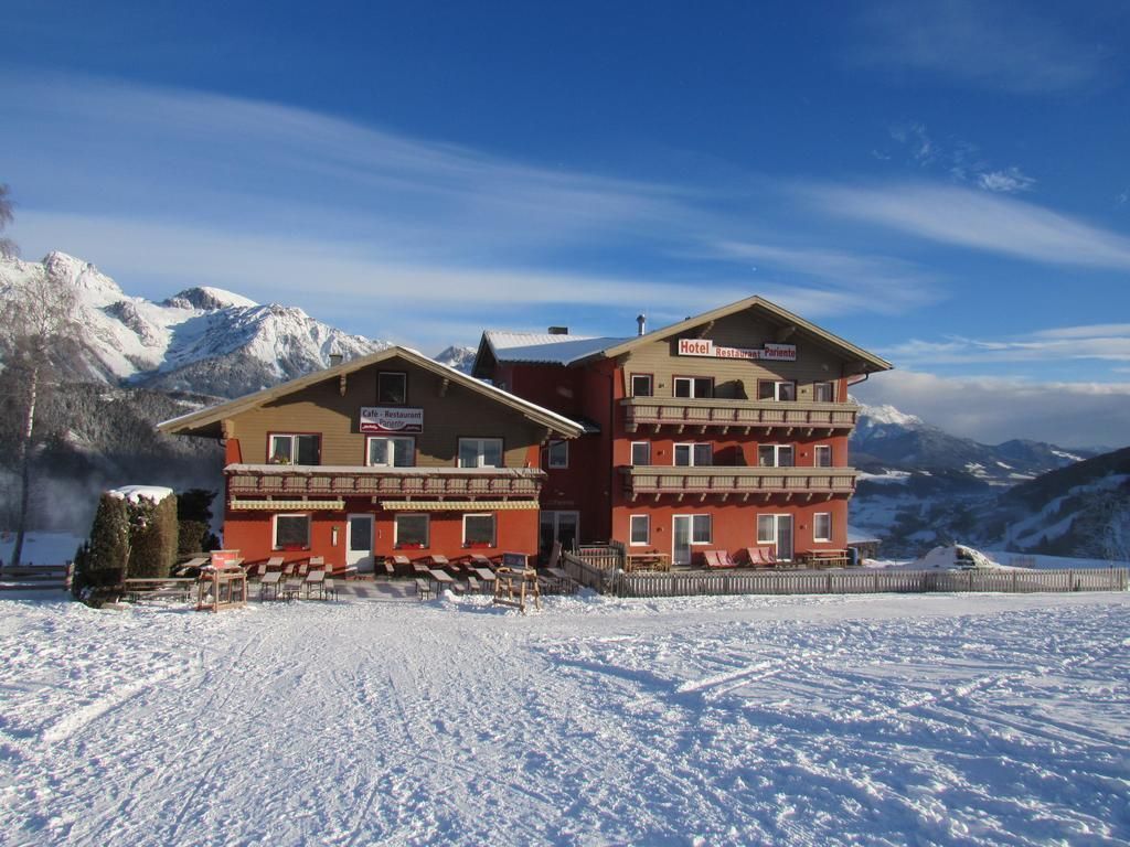 Hotel Pariente - Rohrmoos - בניין