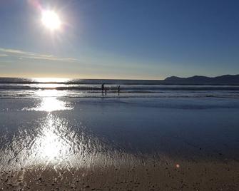 Triangle House At Paraparaumu Beach - Paraparaumu Beach - Пляж