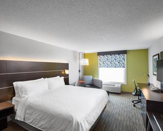 Holiday Inn Express Hotel & Suites Altoona-Des Moines, An IHG Hotel - Altoona - Bedroom