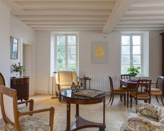 Charming 6 bedroom Holiday Home in Le Perche - Sablons-sur-Huisne - Sala de estar