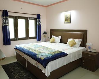 Indian Homestay - Agra - Bedroom