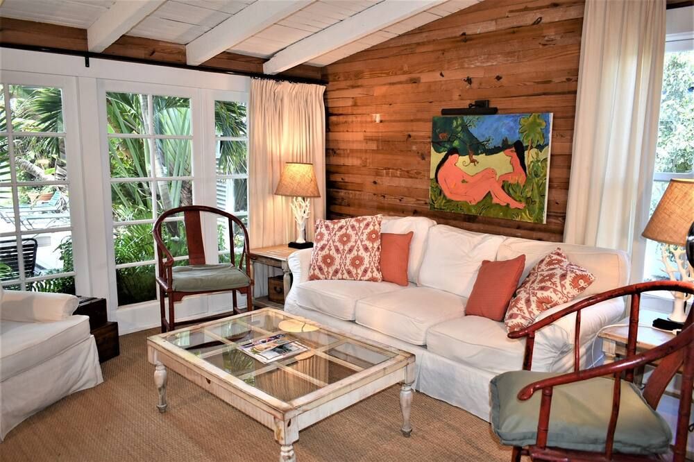 سيمونتون كورت هيستوريك إن آند كوتيدجز