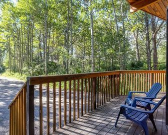 Crowsnest River Chalet - Eagle - Crowsnest Pass - Balcony