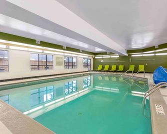 Studio 6 Extended Stay Findlay Tiffin Avenue Oh - Findlay - Pool