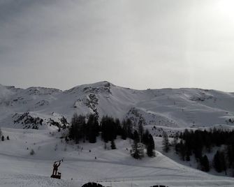 Omama Hotel - Aosta