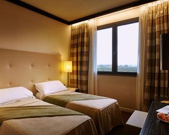 Tower Inn Pisa Valdera - Pontedera - Slaapkamer