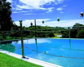 Morni hills Resort - Morni - Pool
