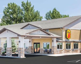 Super 8 by Wyndham Montrose - Montrose - Building