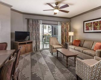 2 Bedroom Deluxe Villa at the Wyndham Nashville Resort - Nashville