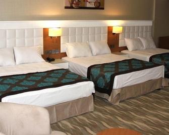 Grand Aras Hotel - Elazığ - Bedroom