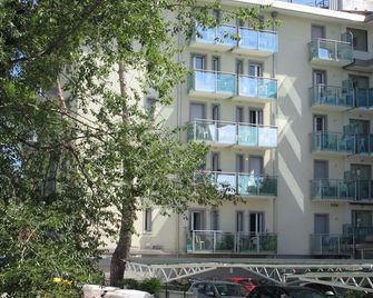 Appartamenti Katja - Bibione - مبنى