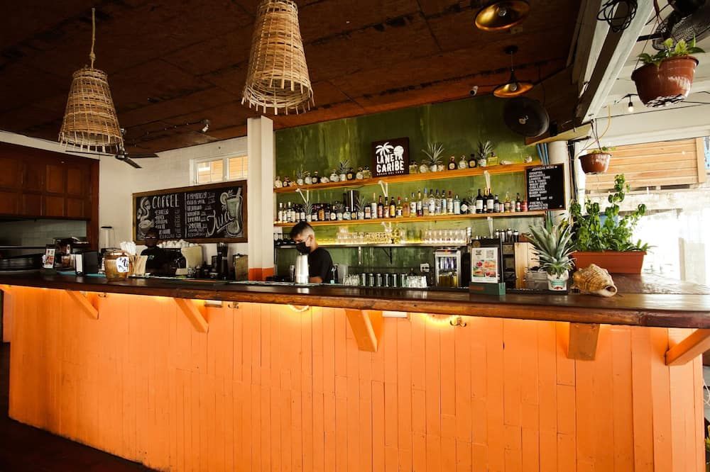 Selina Bocas Del Toro - בוקס דל טורו - בר