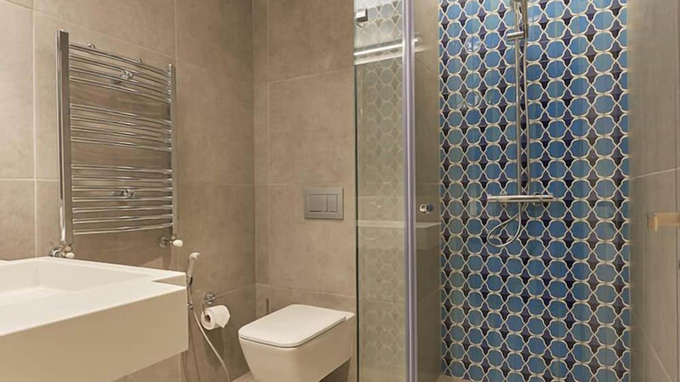 M Suite Hotel