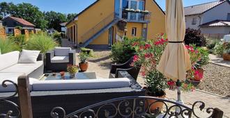 Apartmenthaus in Walle - Wendeburg - Patio