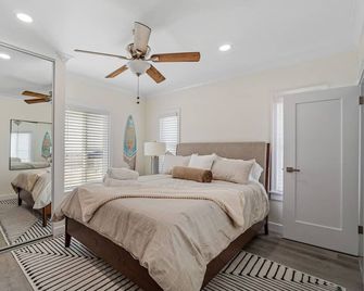 Carlsbad Blvd Villa in Carlsbad - Carlsbad - Habitación