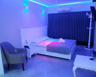 ספוט חולון - חולון - חדר שינה