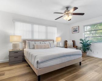 Gardens Getaway - A Family Retreat - Palm Beach Gardens - Bedroom