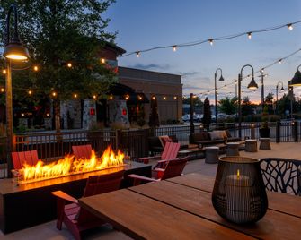 Archer Hotel Boston/Burlington - Burlington - Gebouw