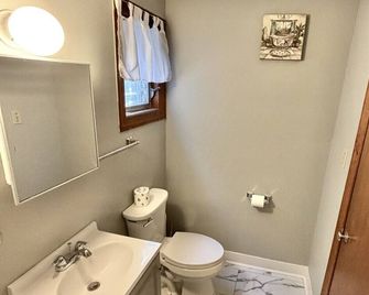 Squam Waterfront 2 bed rental (Suite 6) - Holderness