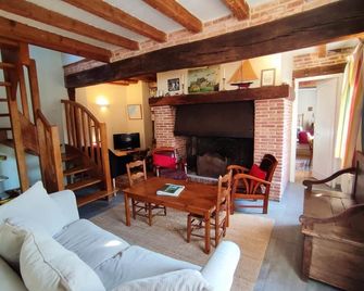 Gîtes de France - Le Criquemanville - Sassetot-le-Mauconduit - Wohnzimmer