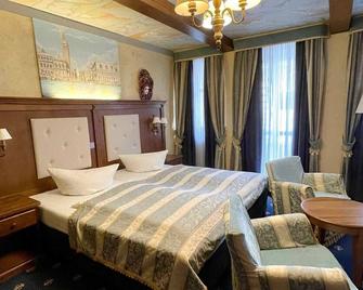 Double room Hotel - Hotel Italia - Görlitz - Bedroom