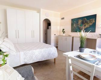 فينتو ماري أبارتمنتس آند سويتس -بالاو - بالاو - غرفة نوم