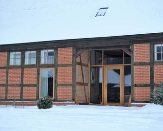 Holiday in an historic barn on the outskirts of Bremen - Hellwege - Building