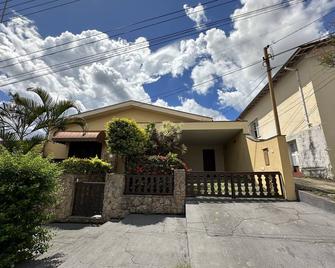 Recanto Amana,casa Completa No Coração De Sjbvista - São João da Boa Vista