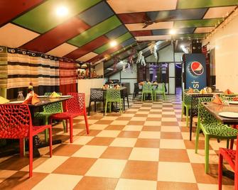 Treebo Trend Roshan House - Dharamshala - Restaurant