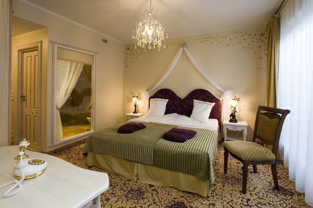 جراند روز سبا هوتل