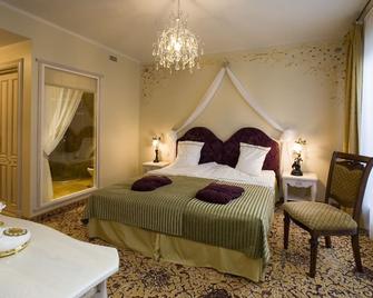 Grand Rose Spa Hotel - Kuressaare - Bedroom