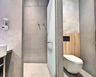 Futura Boutique Hostel - Singapore - Bathroom