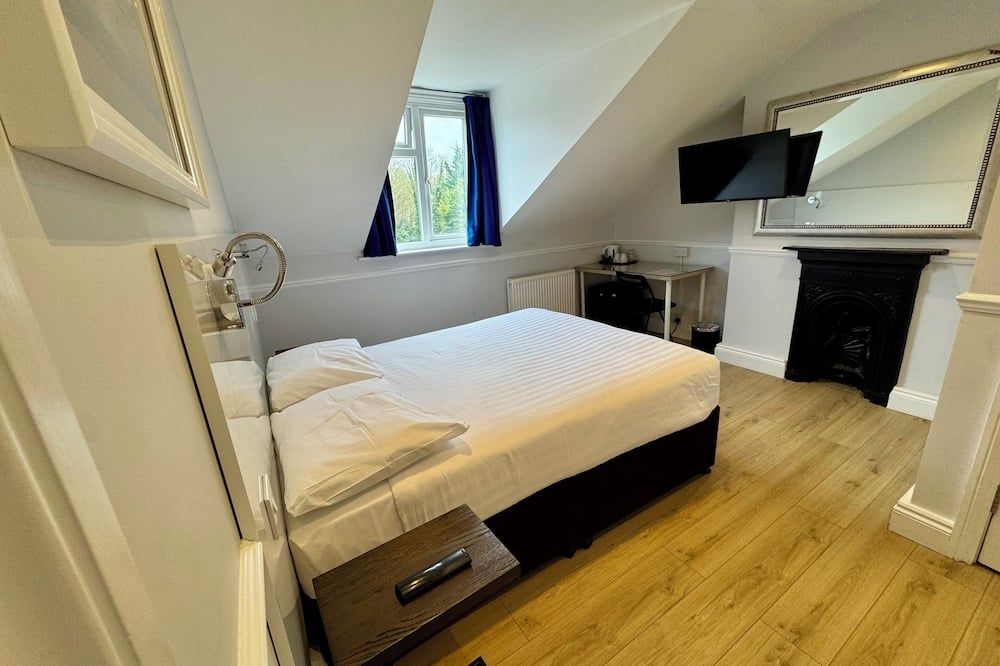 Brentwood Guest House - Brentwood - Bedroom