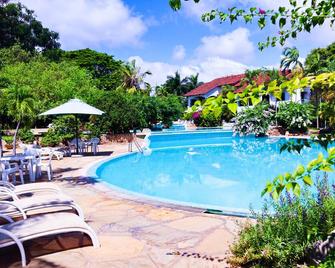 Woburn Residence Club - Malindi - Pool