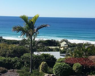 Sunseeker Lodge - Sunshine Beach - Outdoor view