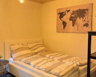 Citycenter Apartment with Parking - Luzerna - Quarto