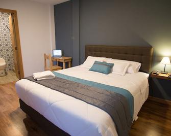 San Rocke House Hotel - Cuenca - Bedroom