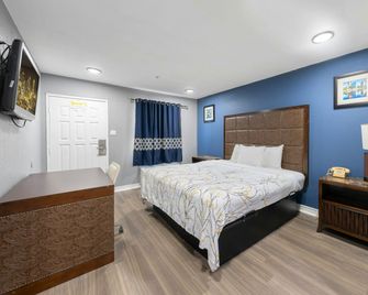 Golden Inn Dallas by Hotel O - Balch Springs - Bedroom