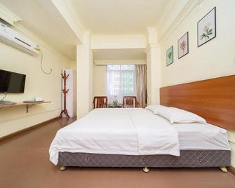 Wanli Hotel - Shenzhen - Bedroom
