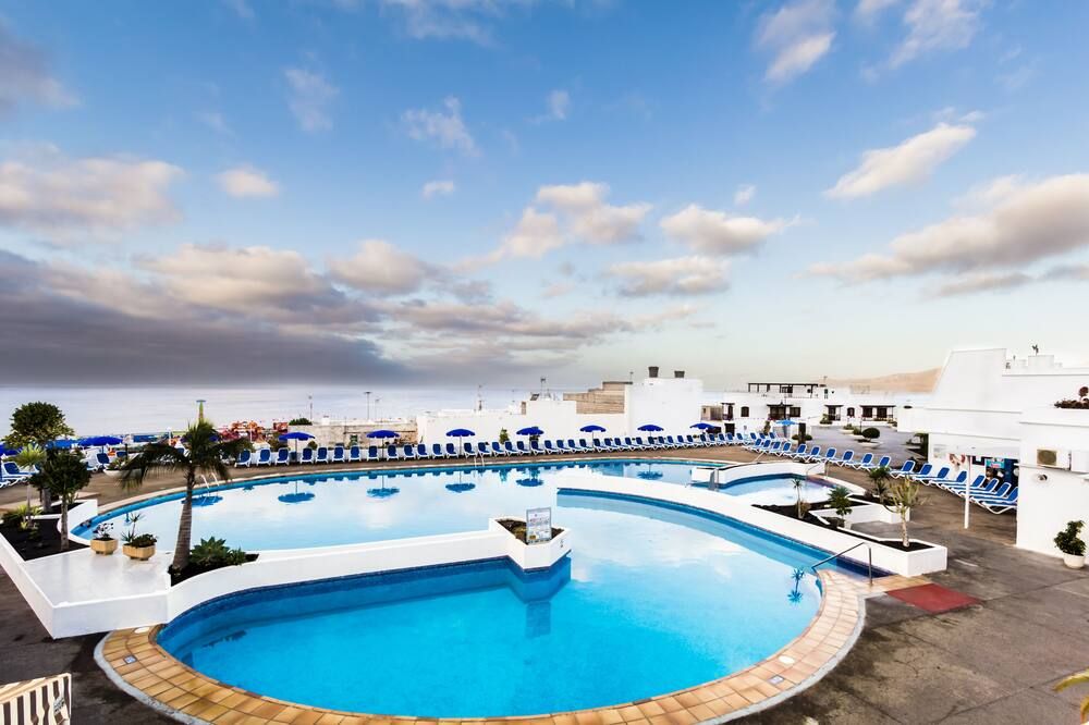 بيليفيو أكواريوس أبارت هوتل - Puerto del Carmen - حوض السباحة