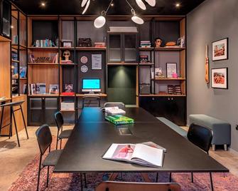 Moxy Glasgow Merchant City - Glasgow - Dining room
