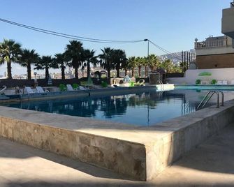 Chalet in Jounieh pool amazing sea view wifi - Jounieh - Pool