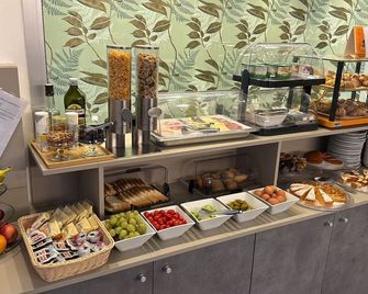 Hotel Parma - Milano - Buffet
