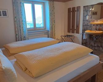 Vacation apartment Hörnle - Guesthouse Sonneneck - Bad Kohlgrub - Habitación