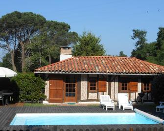 house / villa - LUE - Labouheyre - Piscine