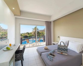 Cathrin Hotel - Faliraki - Quarto