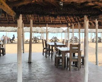Bungalow sea view 109 - Lomé - Restaurant